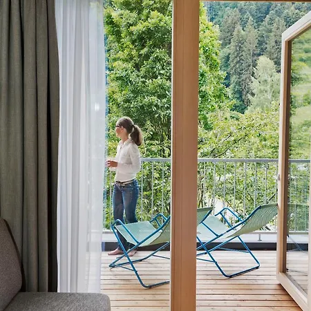 Natürlich Hell. Aparthotel&camping