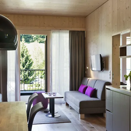 Natuerlich Hell. & 4* Fuegen