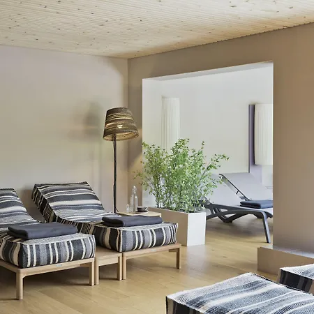 Natuerlich Hell. & منتزه العطل