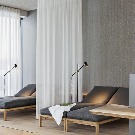 Natuerlich Hell. & فغن