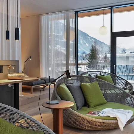 Natuerlich Hell. & 4* Fuegen