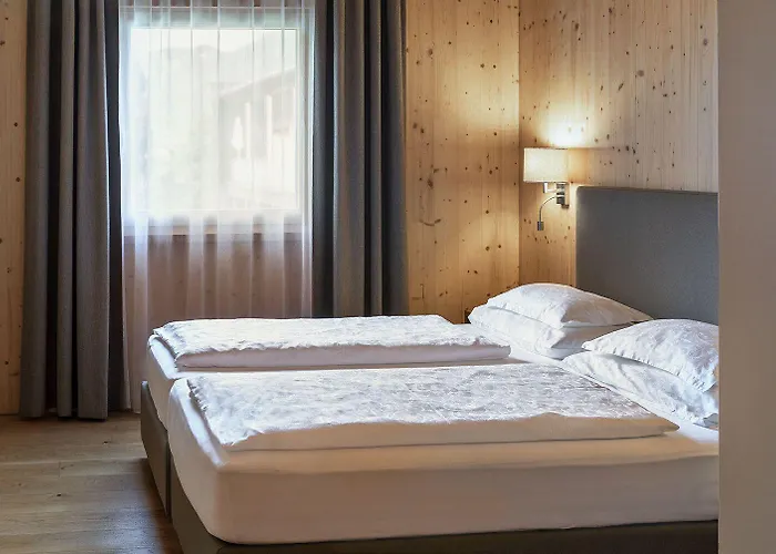 Natuerlich Hell. & Holiday park Fuegen