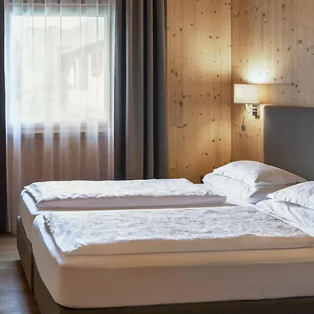 Natürlich Hell. Aparthotel&camping