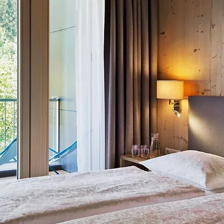 Ferienpark Natürlich Hell. Aparthotel&camping Fügen