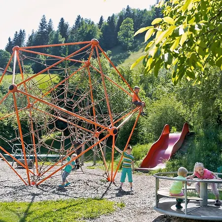 Natürlich Hell. Aparthotel&camping 4*