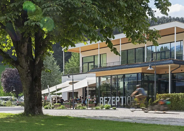 Natuerlich Hell. & 4* Fügen