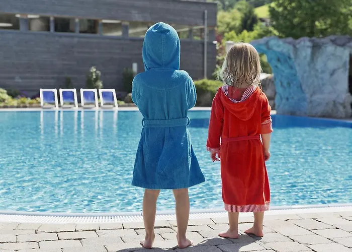 Natuerlich Hell. & Vakantiepark Fügen