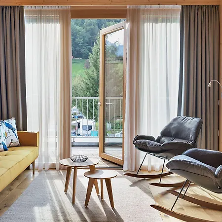 Natuerlich Hell. & 4* Fuegen