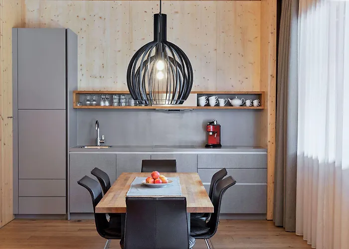 Natuerlich Hell. & 4* Fuegen